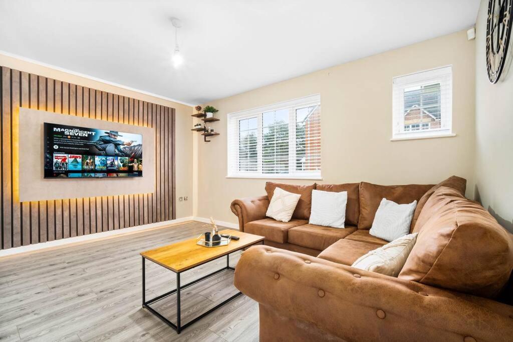 Stunning Modern Home In Birmingham Bagian luar foto